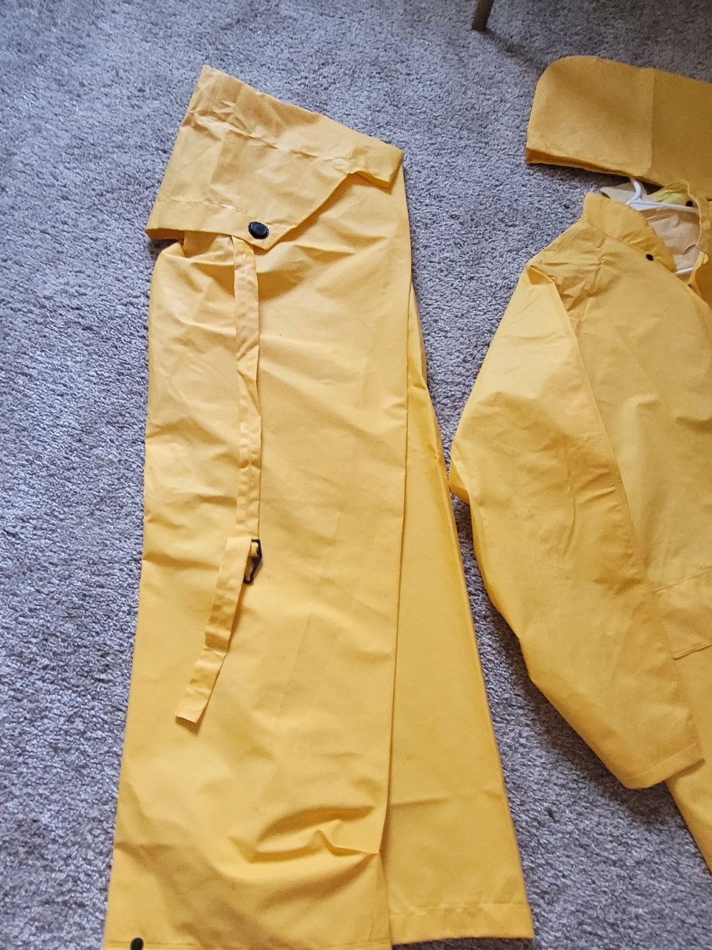 Adult Rainfair PVC Rainsuit - Picture 3 of 7